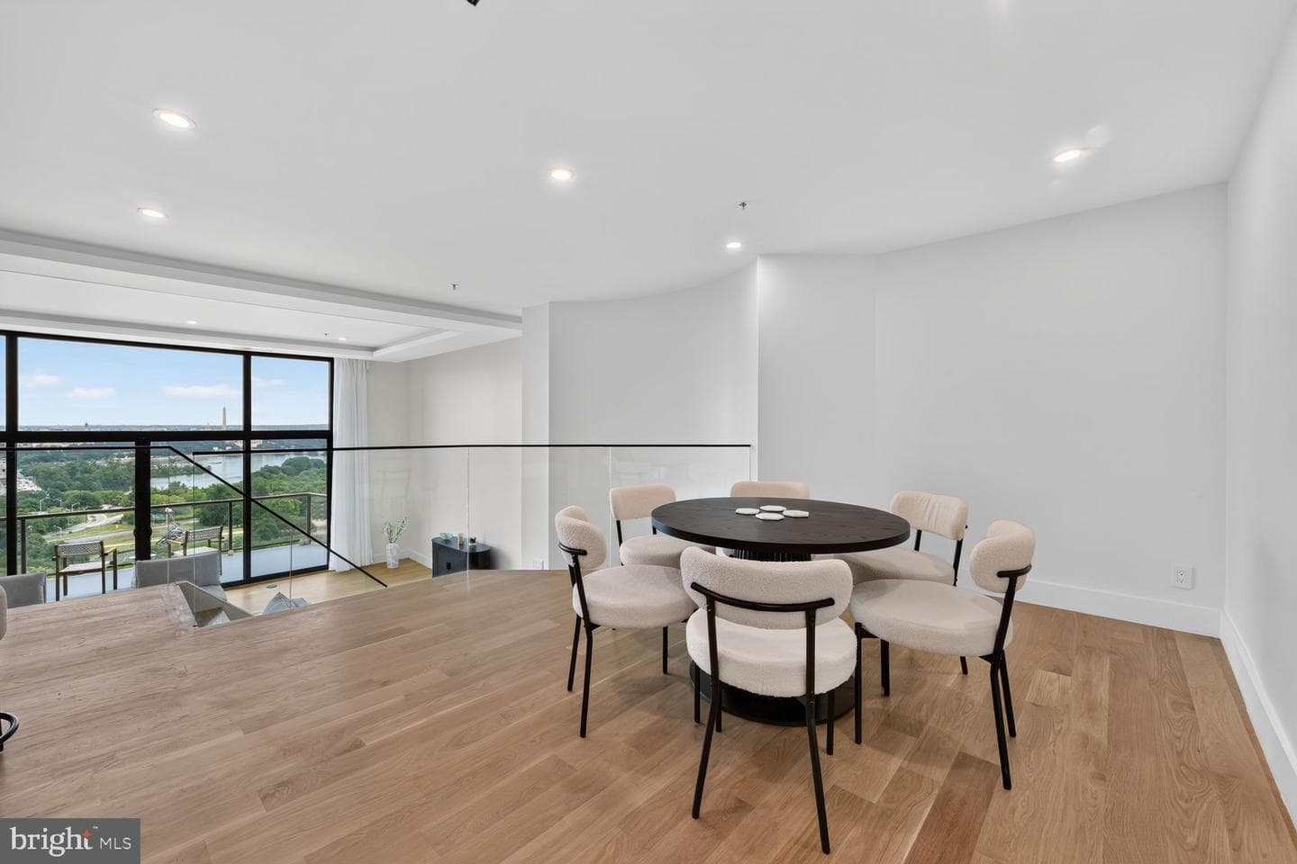 1401 N Oak Street #903 photo 11