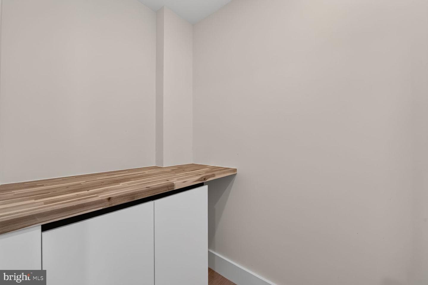 1401 N Oak Street #903 photo 33