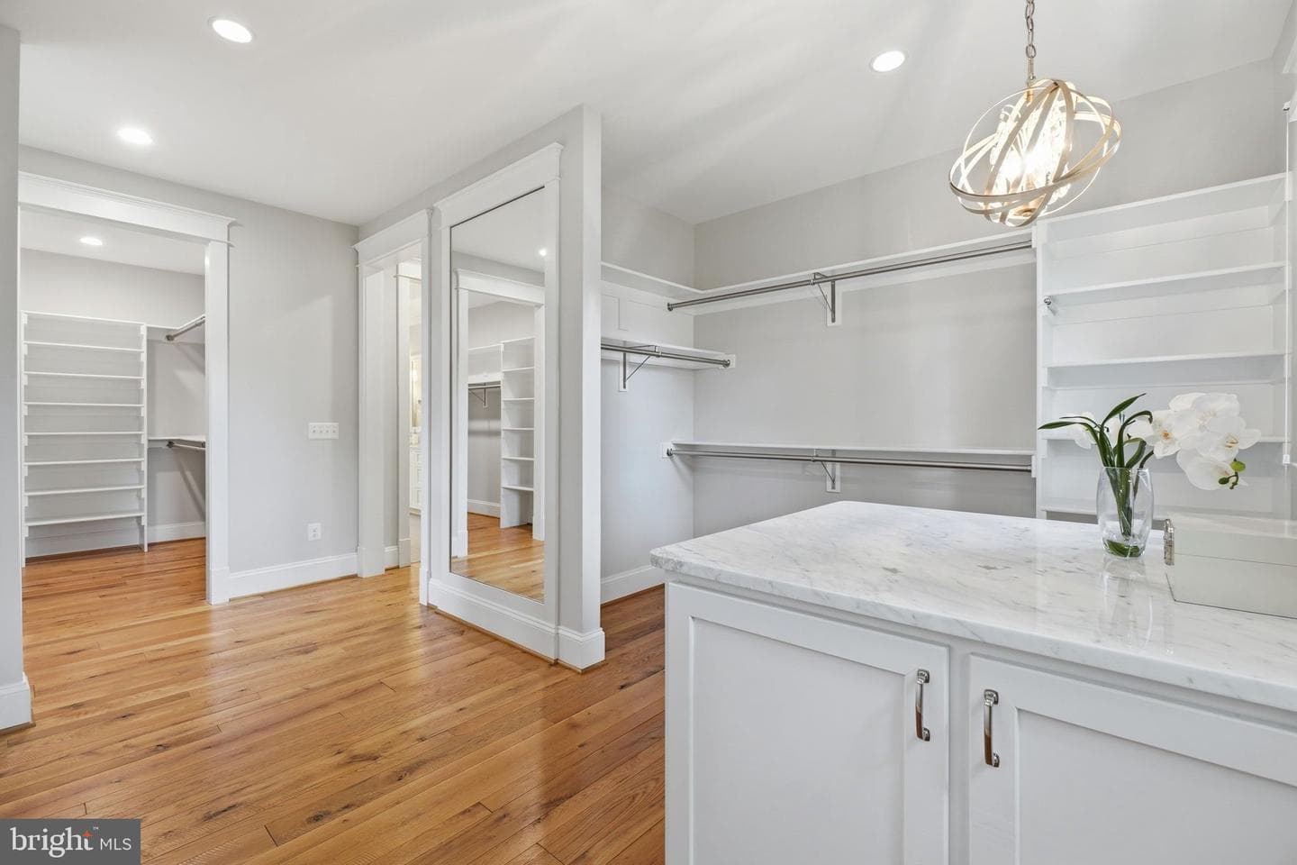 3555 N Dickerson Street photo 28