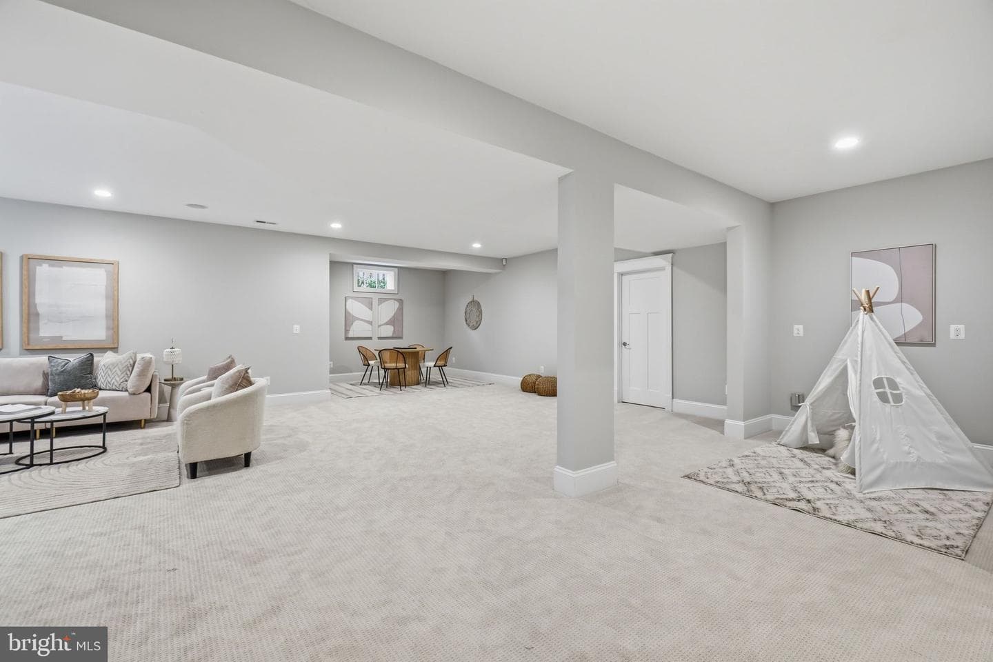 3555 N Dickerson Street photo 43