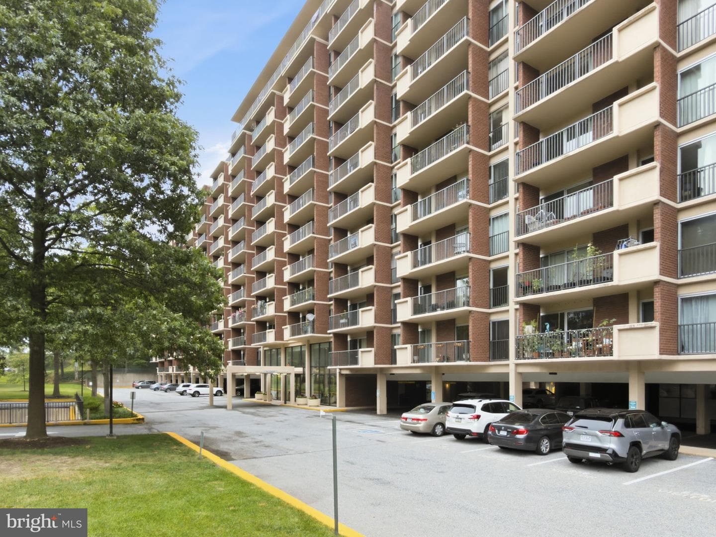 1300 Army Navy Drive #205 photo 24
