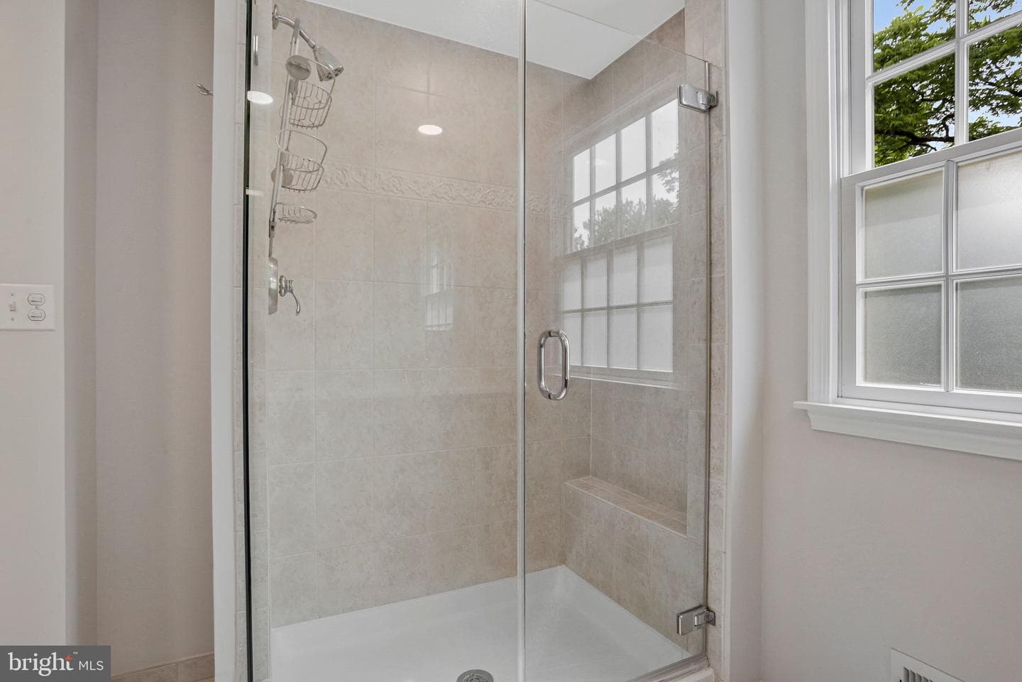 1115 N Harrison Street photo 24