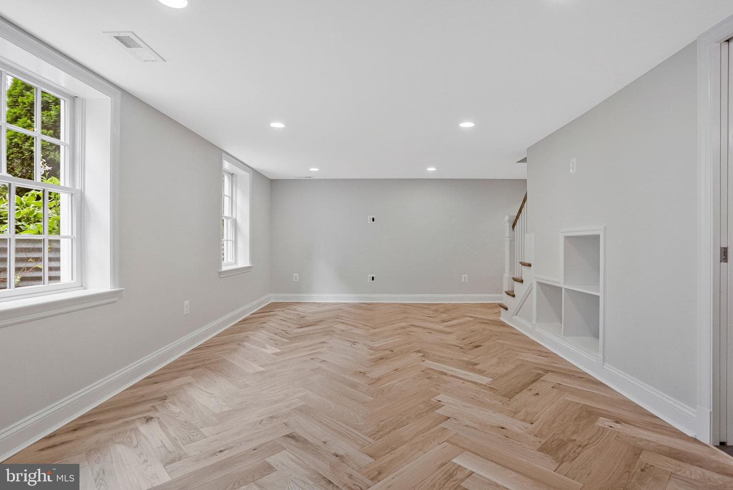 1115 N Harrison Street photo 29