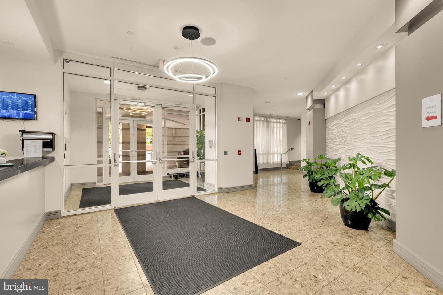 880 N Pollard Street #801 photo 28