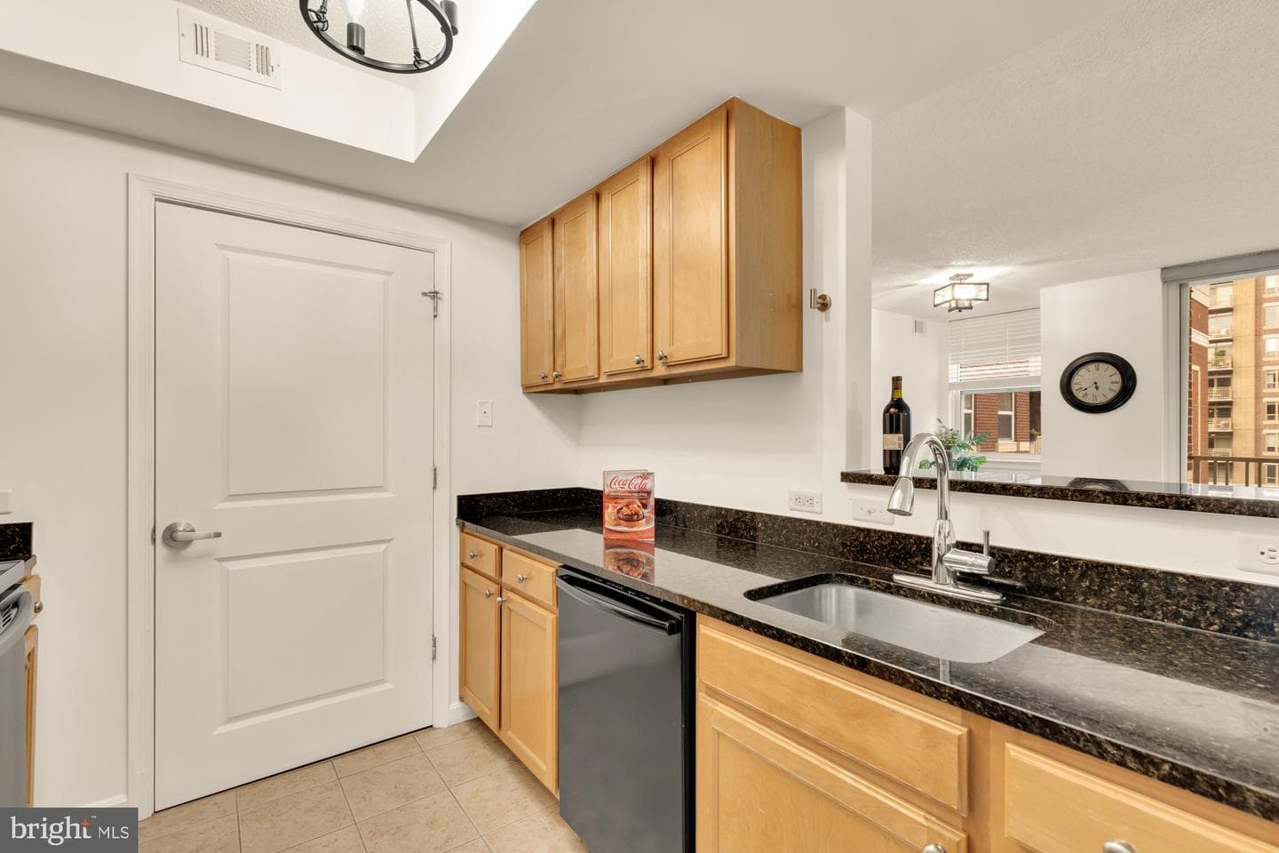 880 N Pollard Street #801 photo 5