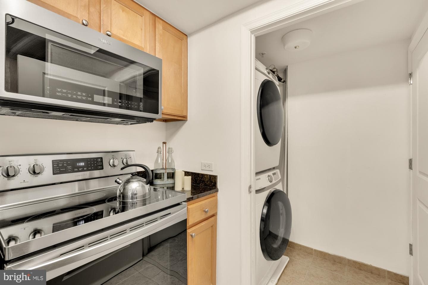 880 N Pollard Street #801 photo 6