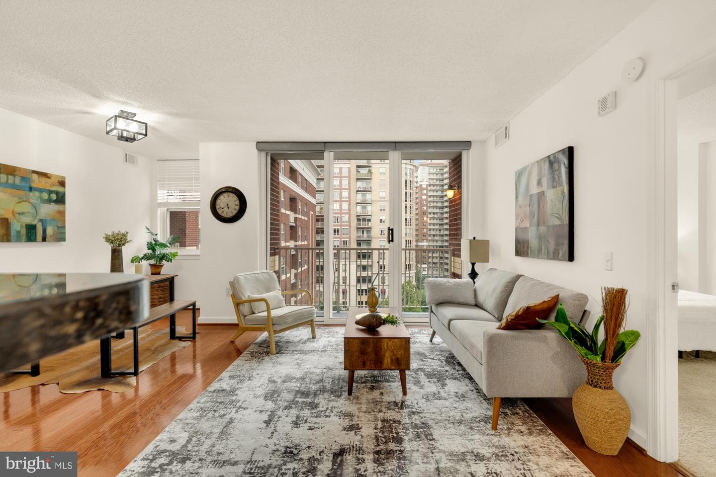 880 N Pollard Street #801 photo 9