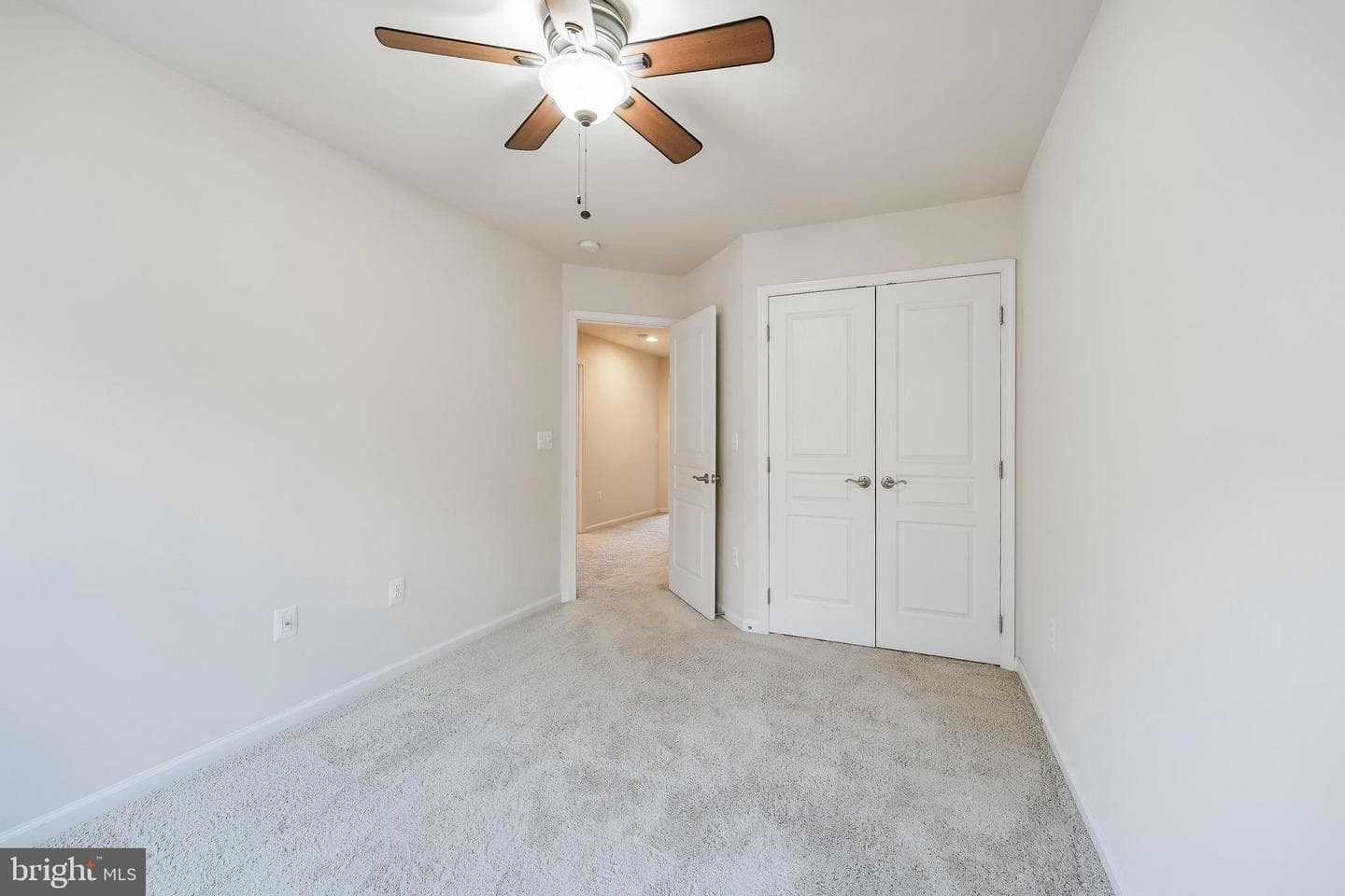 2619 S Kenmore Court photo 24