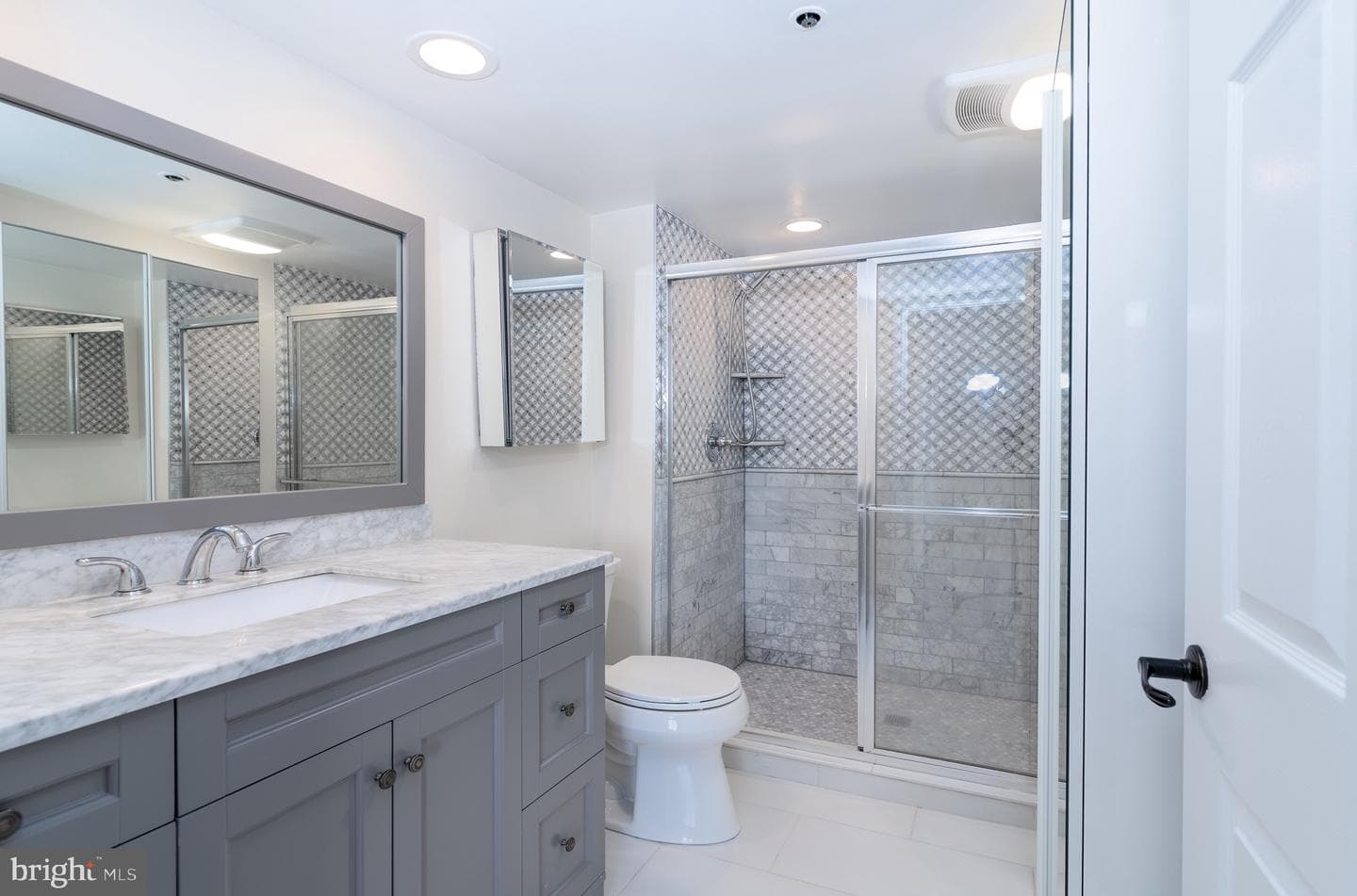 1276 N Wayne Street #908 photo 20