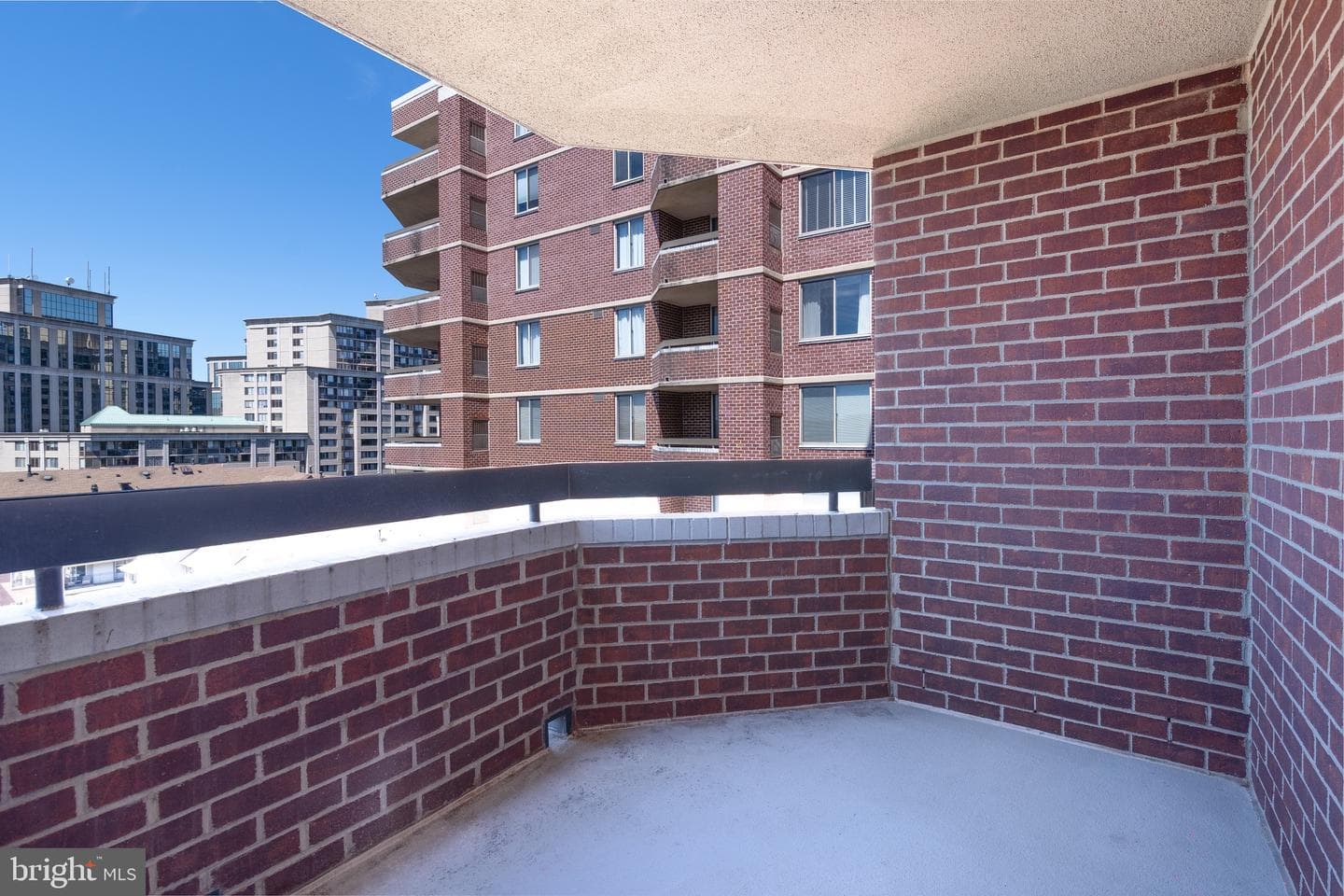 1276 N Wayne Street #908 photo 9