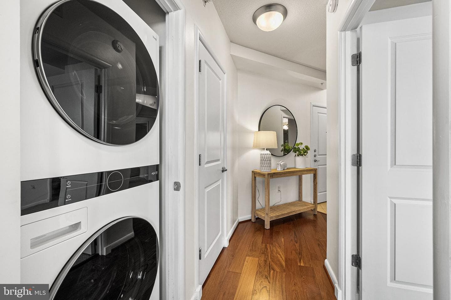 1021 N Garfield Street #637 photo 34