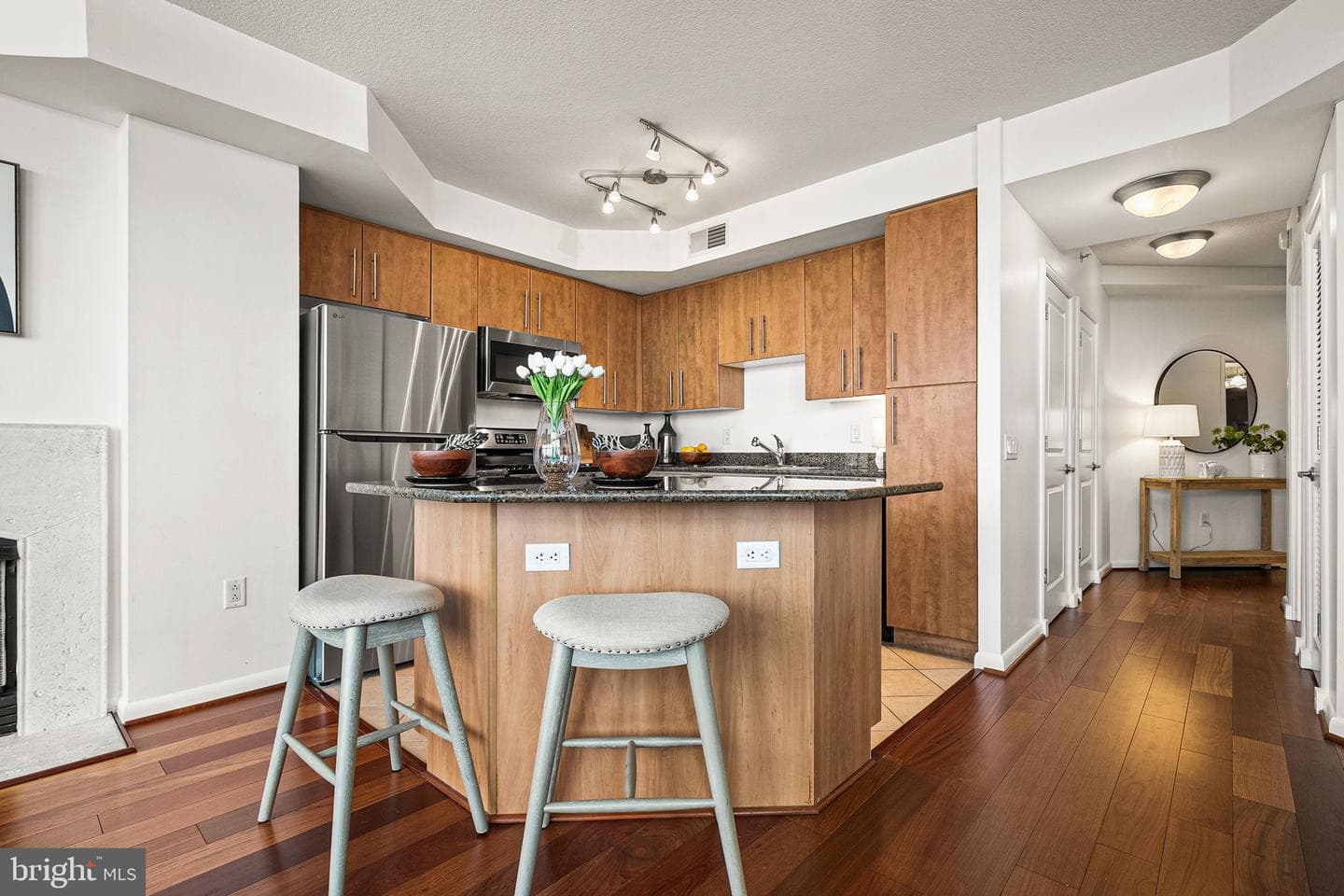 1021 N Garfield Street #637 photo 7