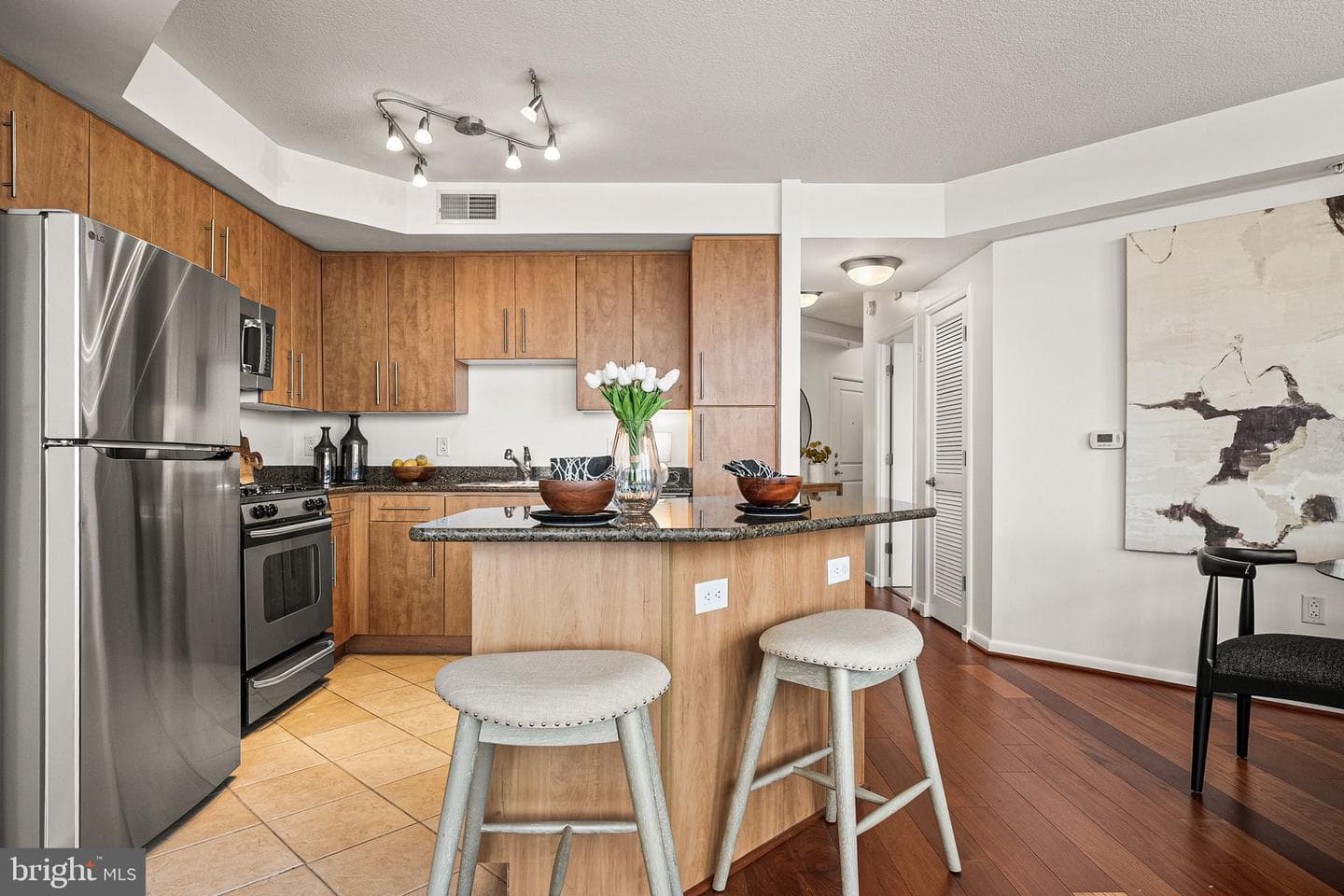 1021 N Garfield Street #637 photo 9