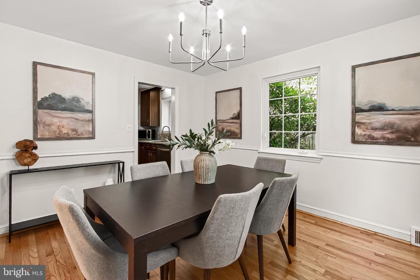 204 N Evergreen Street photo 14