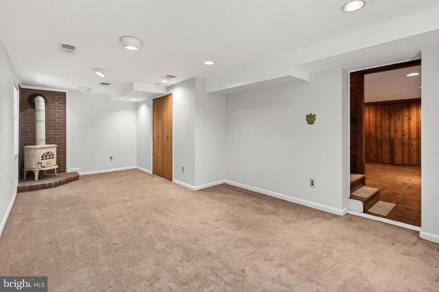 204 N Evergreen Street photo 37