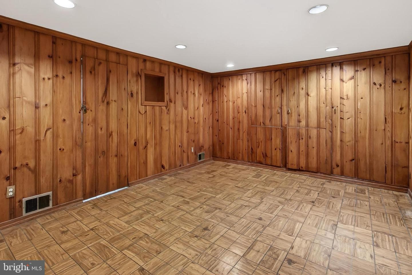 204 N Evergreen Street photo 39