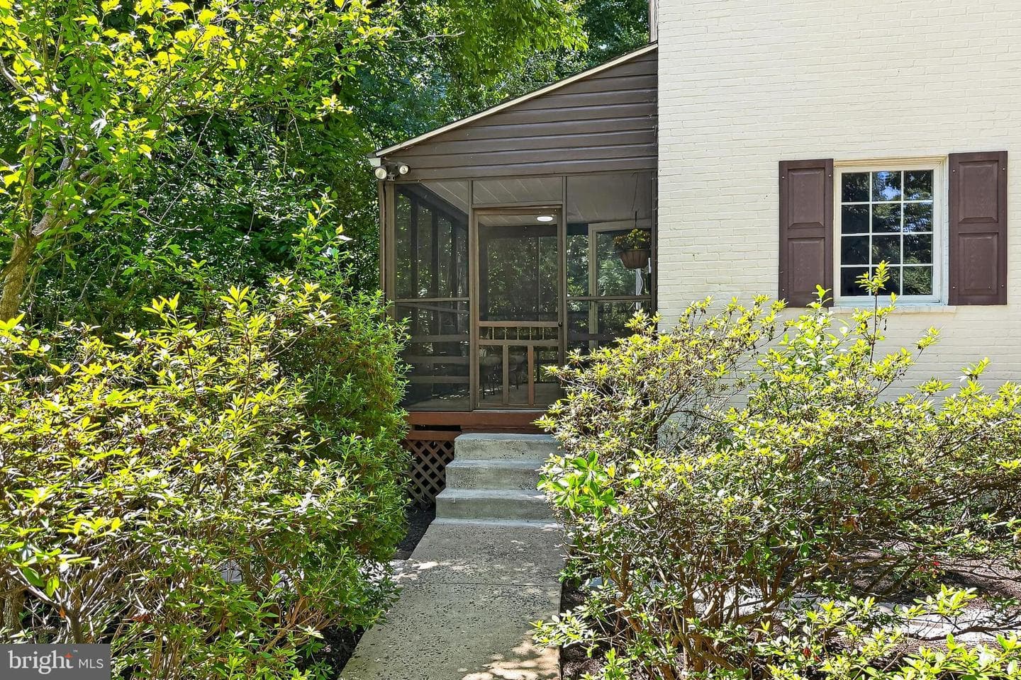 204 N Evergreen Street photo 6