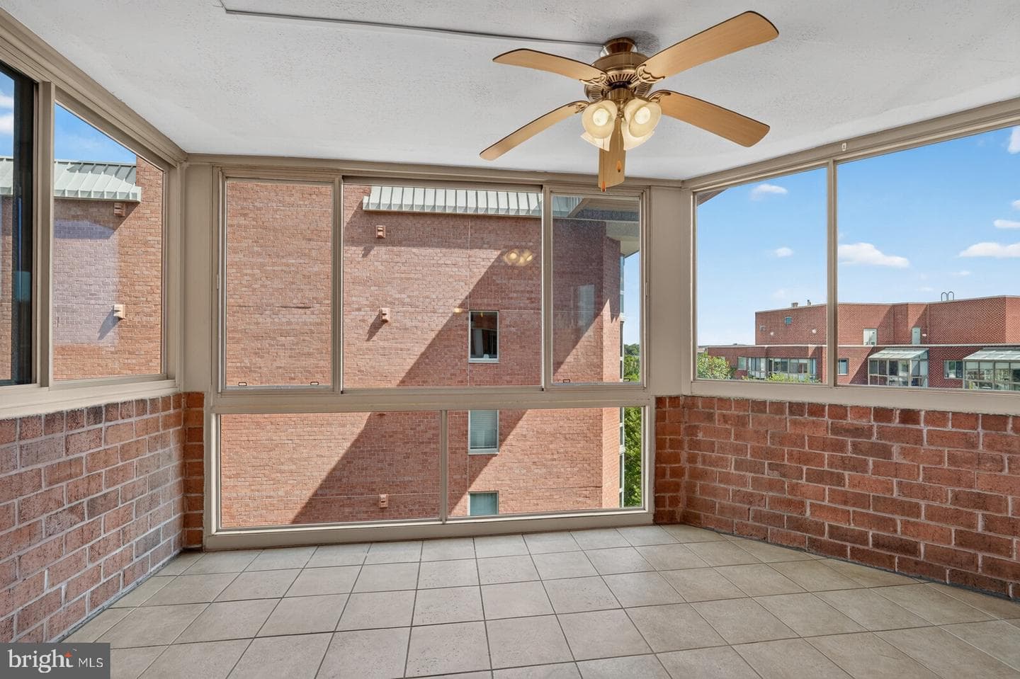 1001 N Vermont Street #811 photo 14