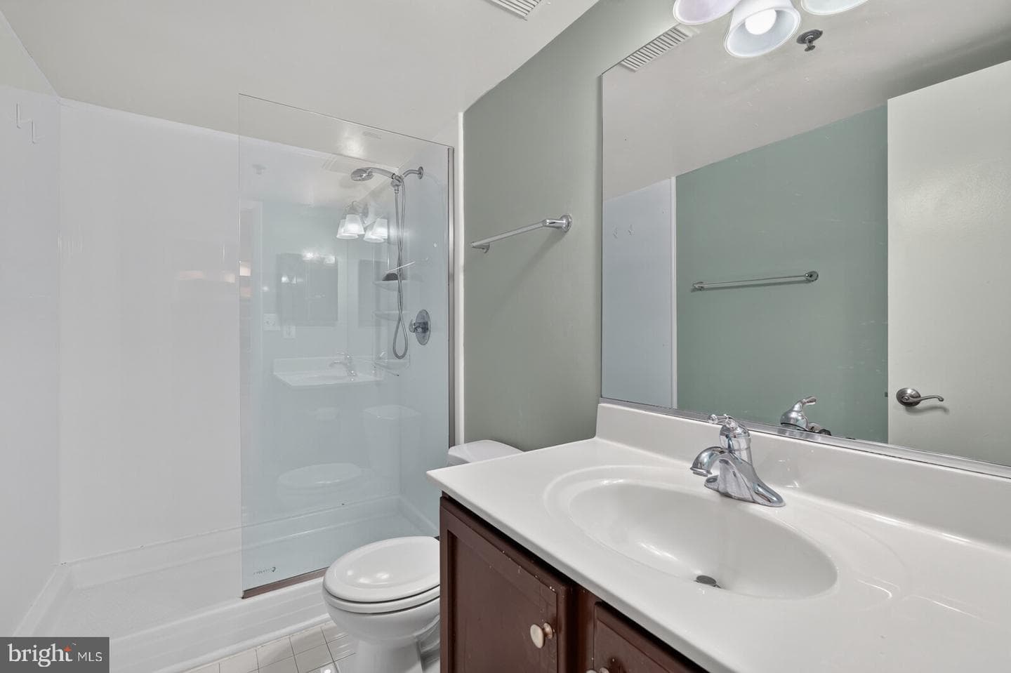 1001 N Vermont Street #811 photo 17