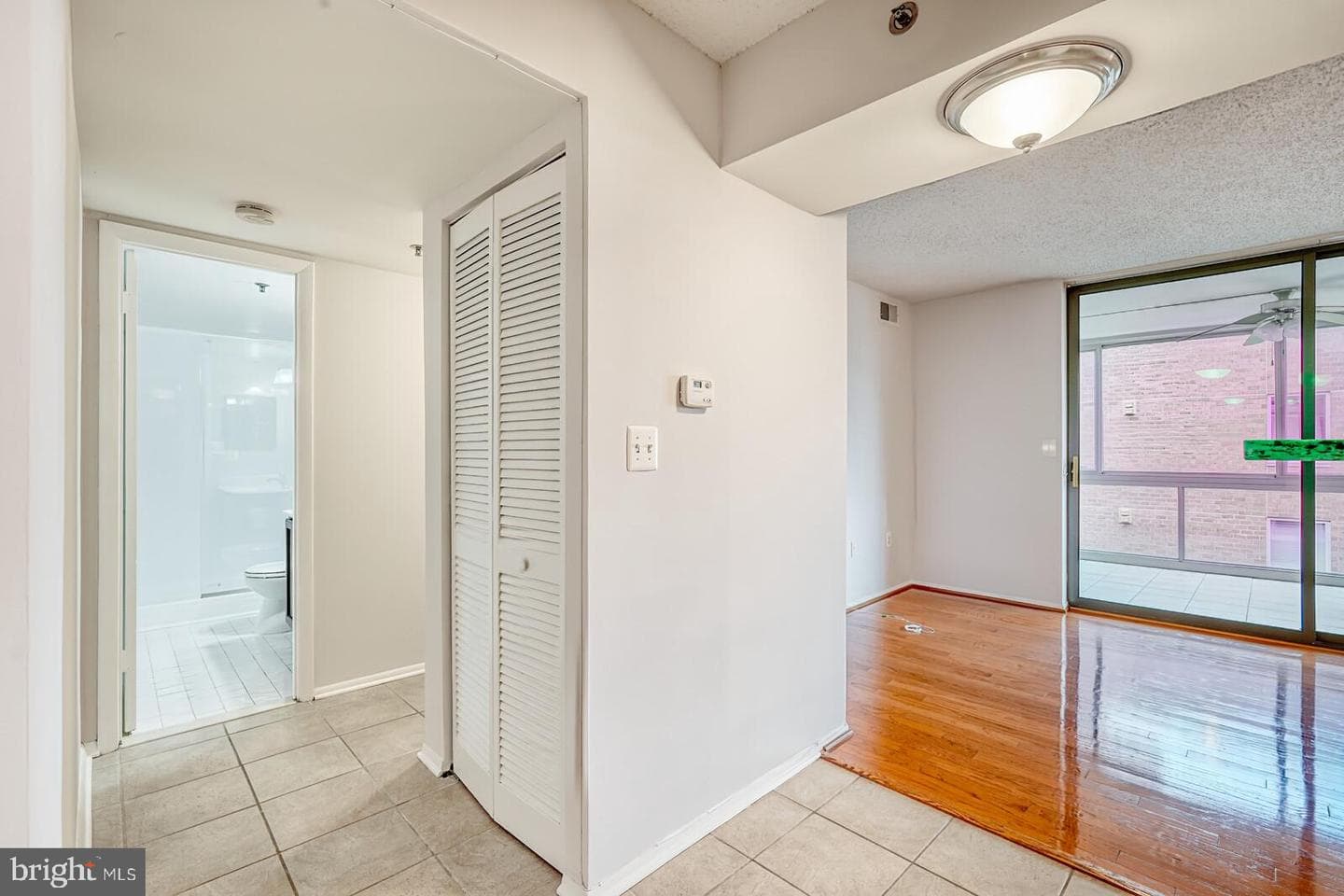 1001 N Vermont Street #811 photo 27