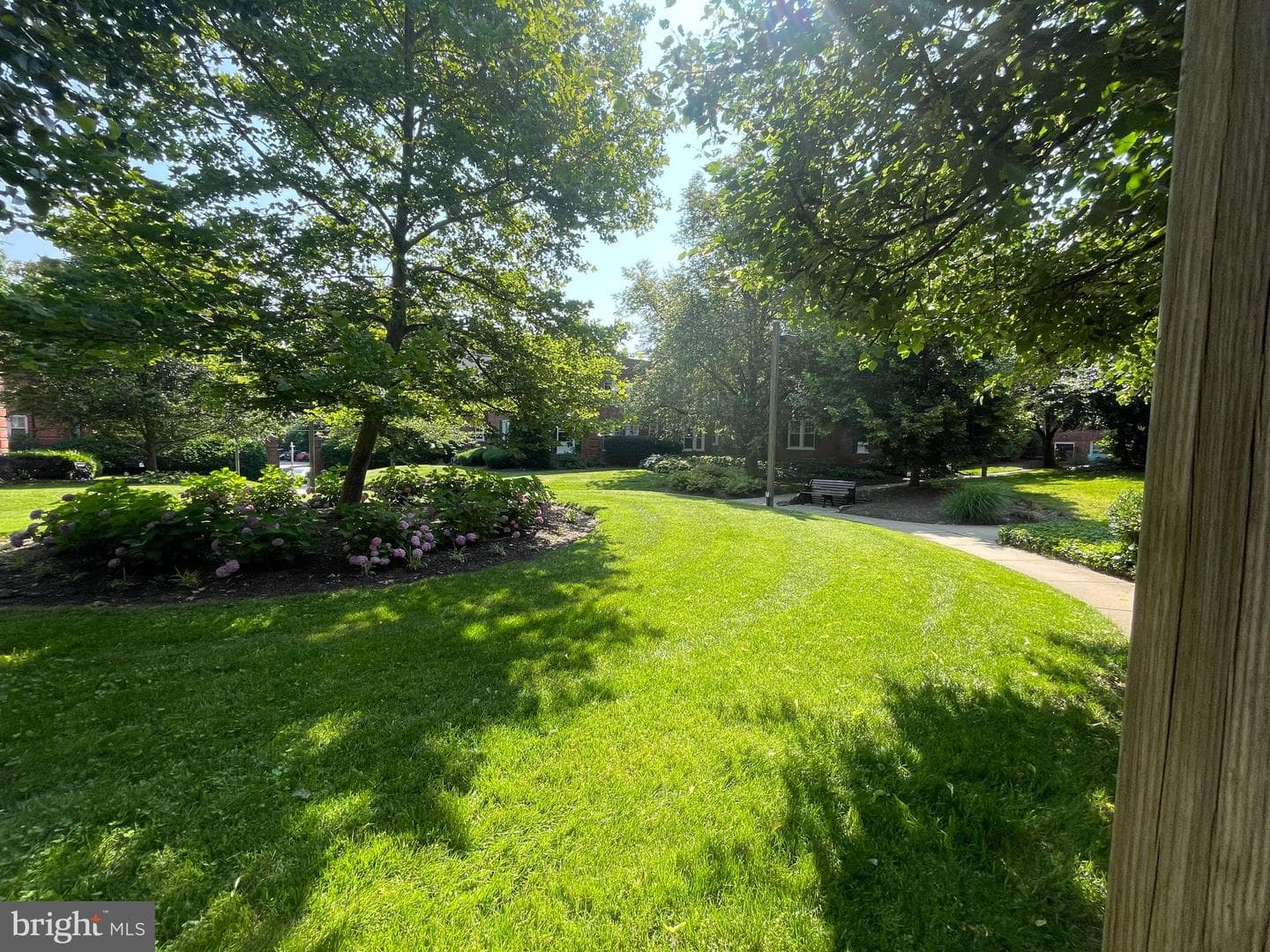 1736 N Rhodes Street #5-290 photo 26
