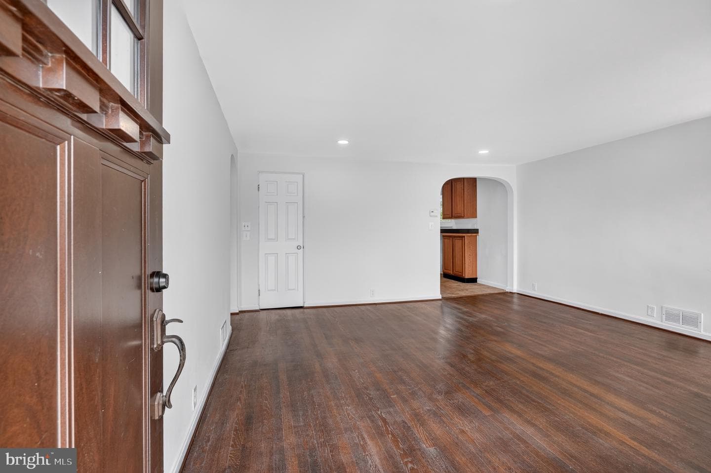 750 N George Mason Drive photo 3