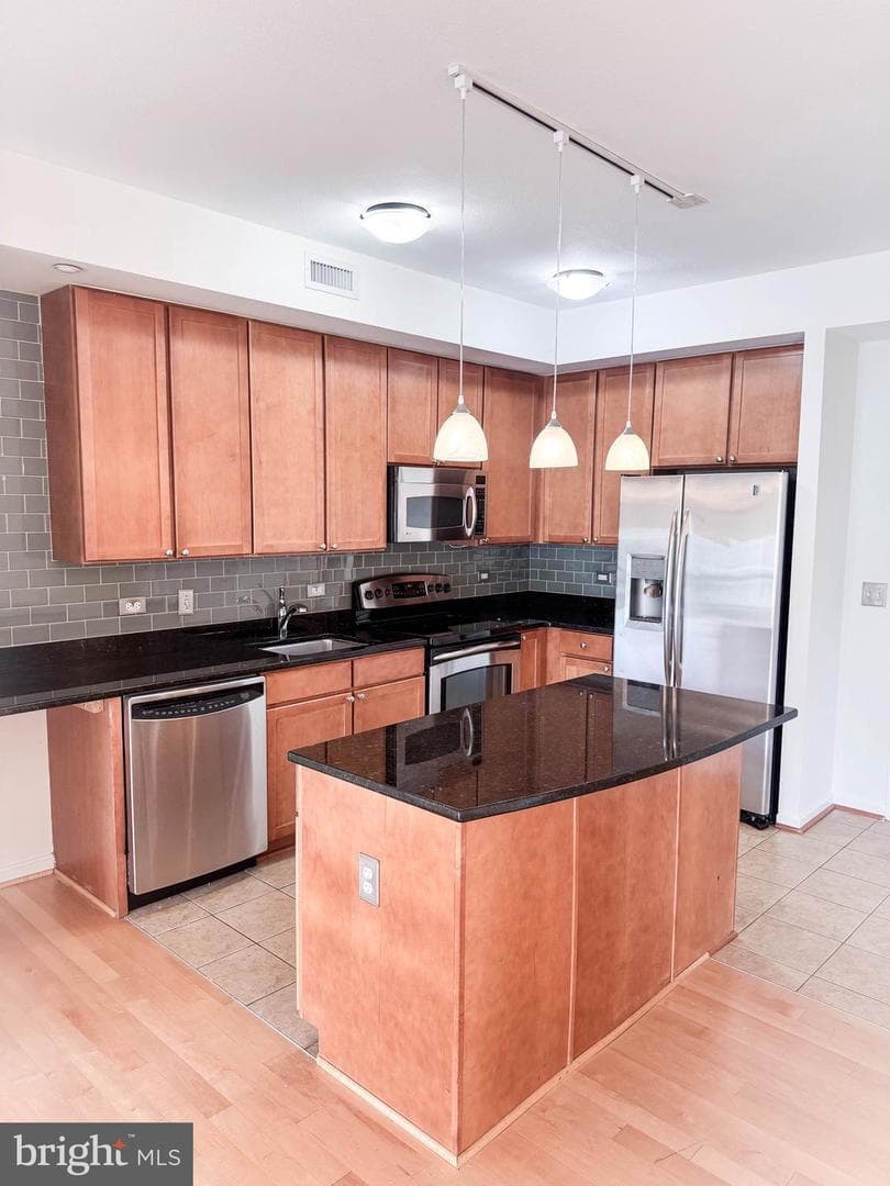 2720 S Arlington Mill Drive #509 photo 43