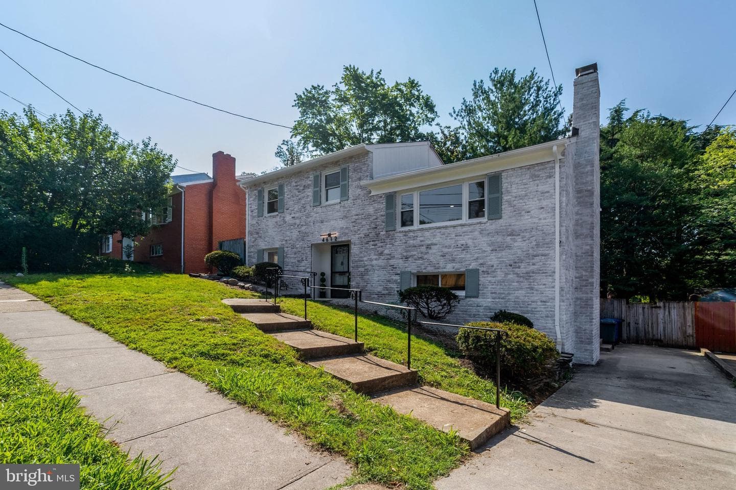 4612 9th Street S photo 3