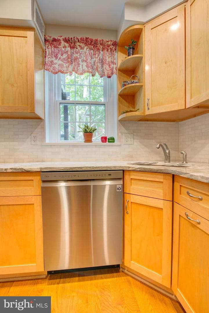 3043 S Columbus Street #b1 photo 6