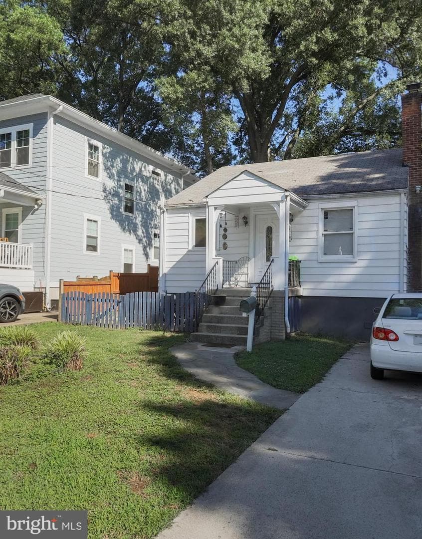 5213 5th Street N, Arlington