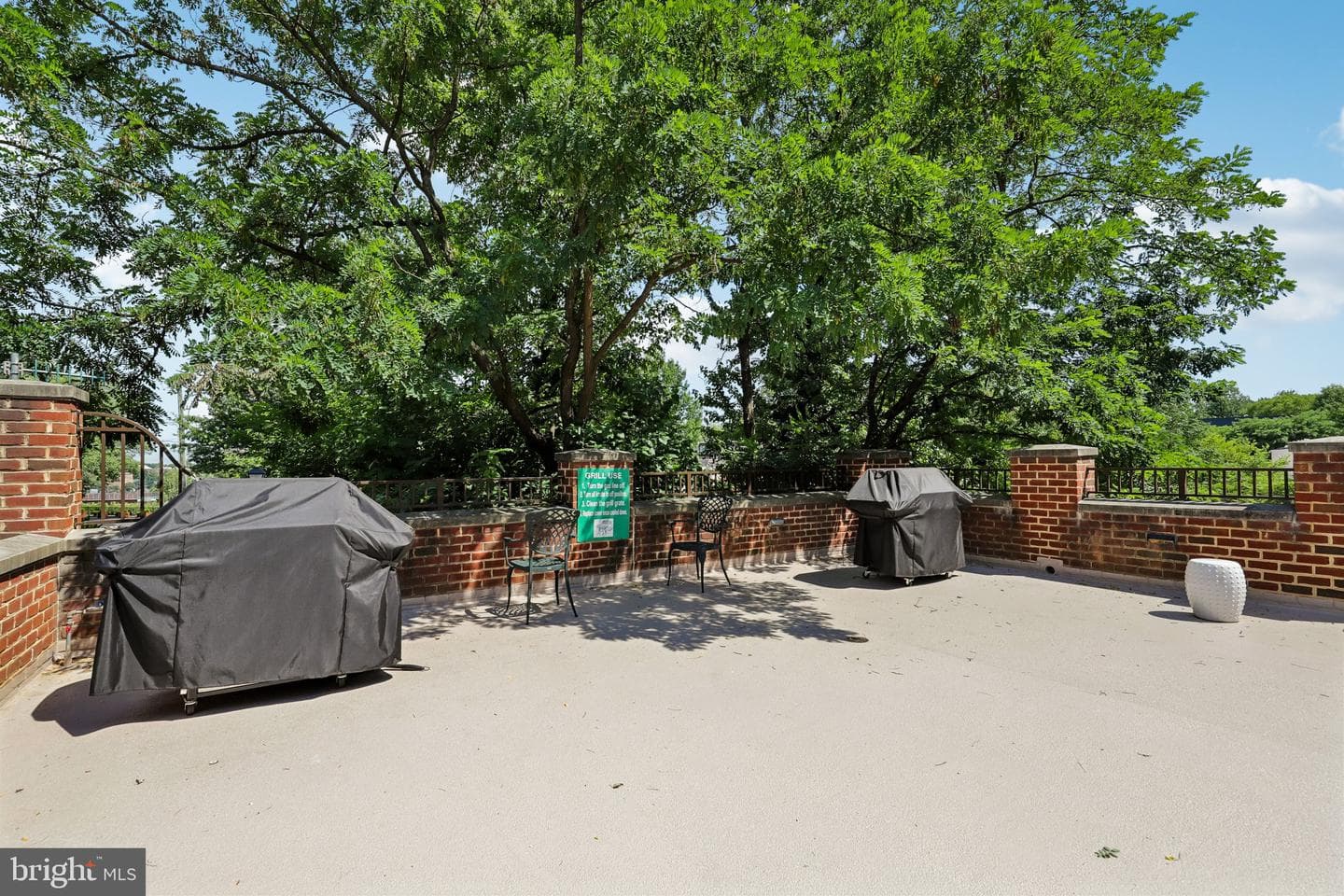 2101 N Monroe Street #215 photo 23