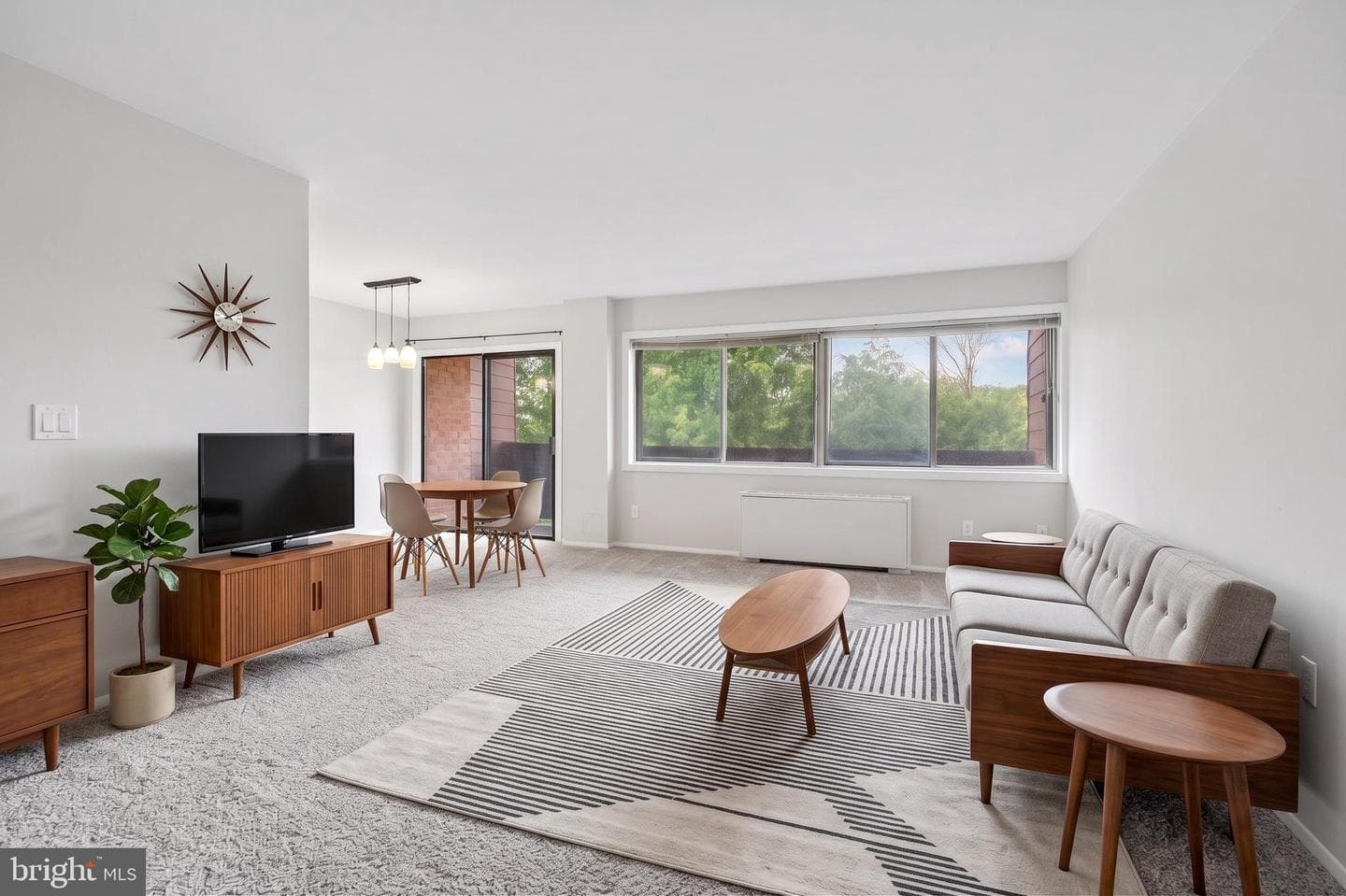 1515 S George Mason Dr # 23 photo 3