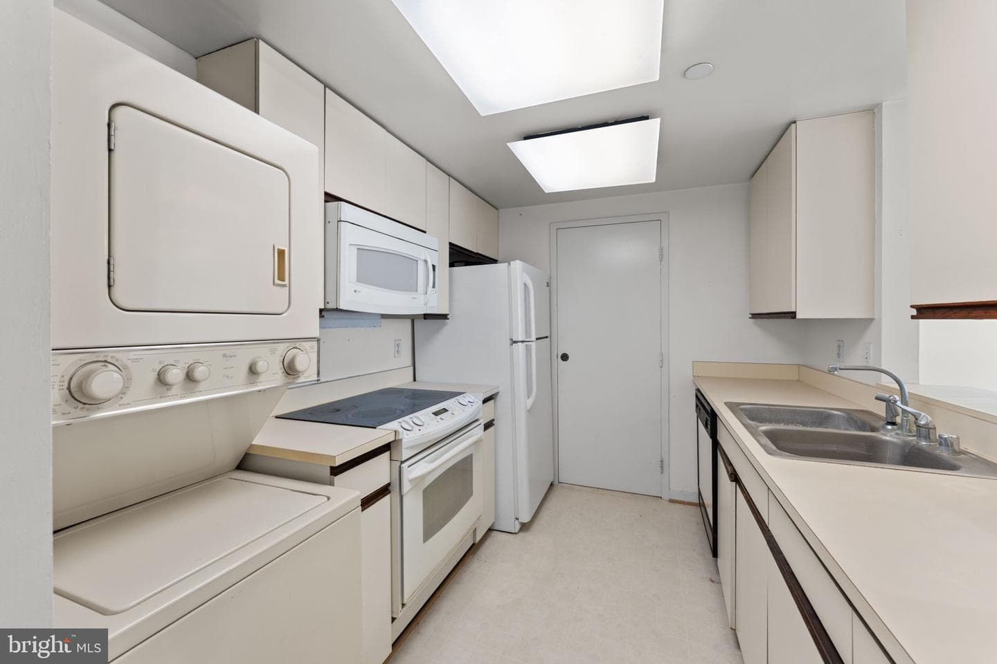 1530 Key Boulevard N #1007 photo 14
