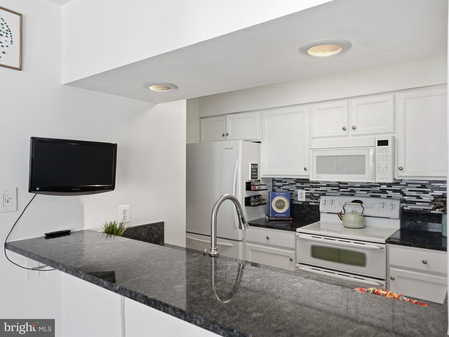 5548 Langston Boulevard #43-E photo 11