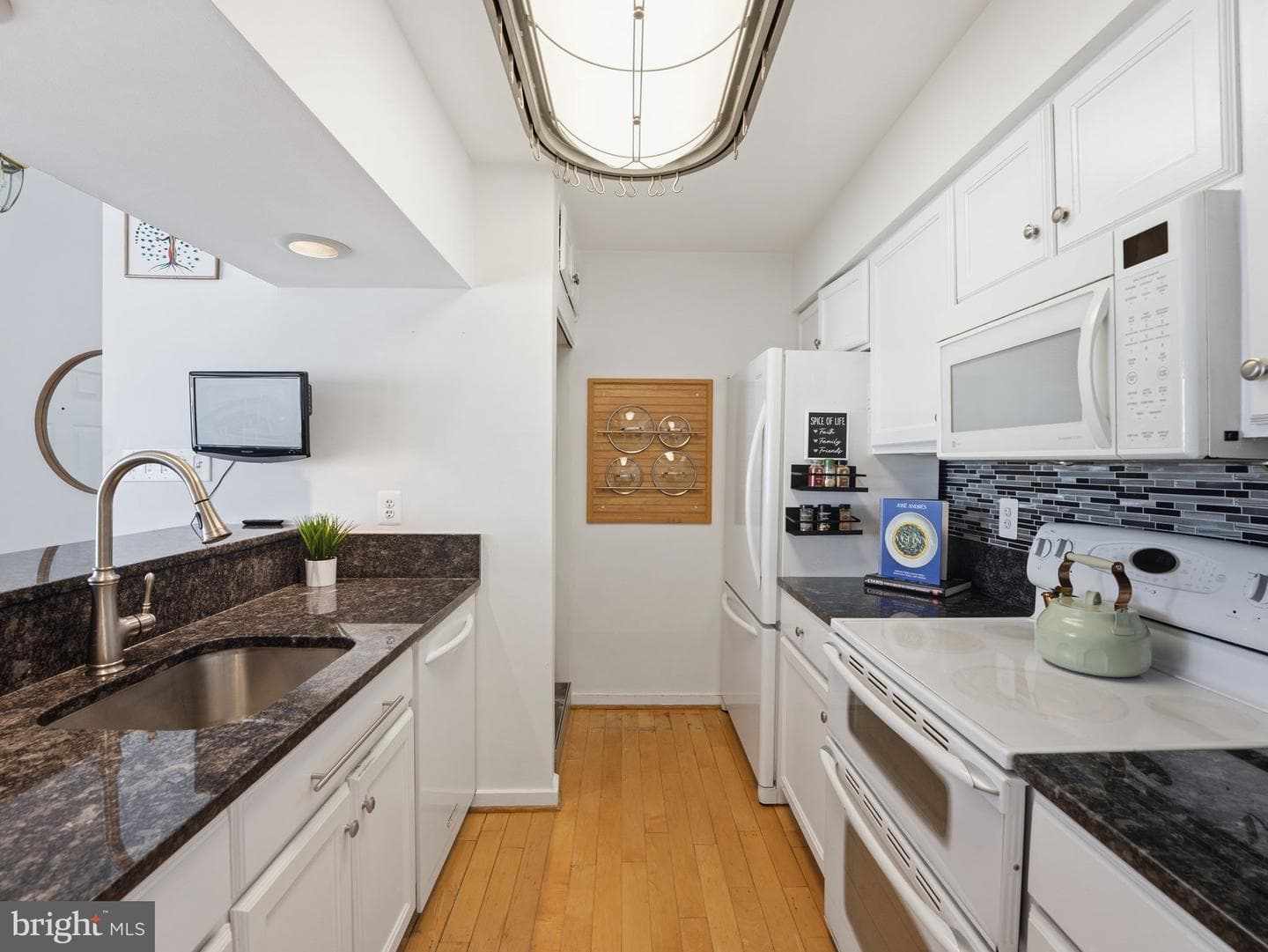 5548 Langston Boulevard #43-E photo 12