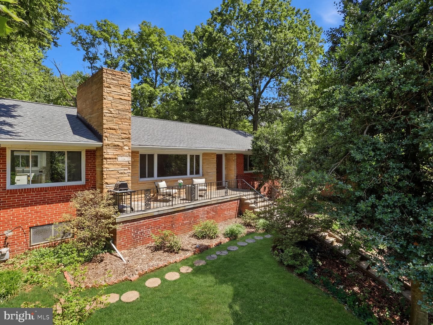 2615 S June Street, Arlington