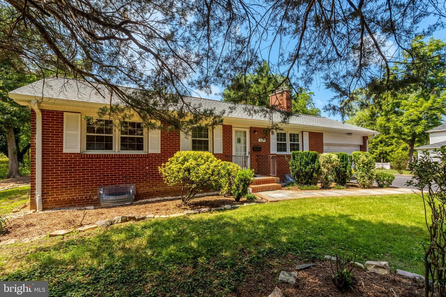 914 S Taylor Street photo 55