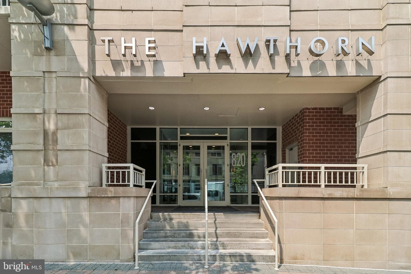 820 N Pollard Street #214, Arlington