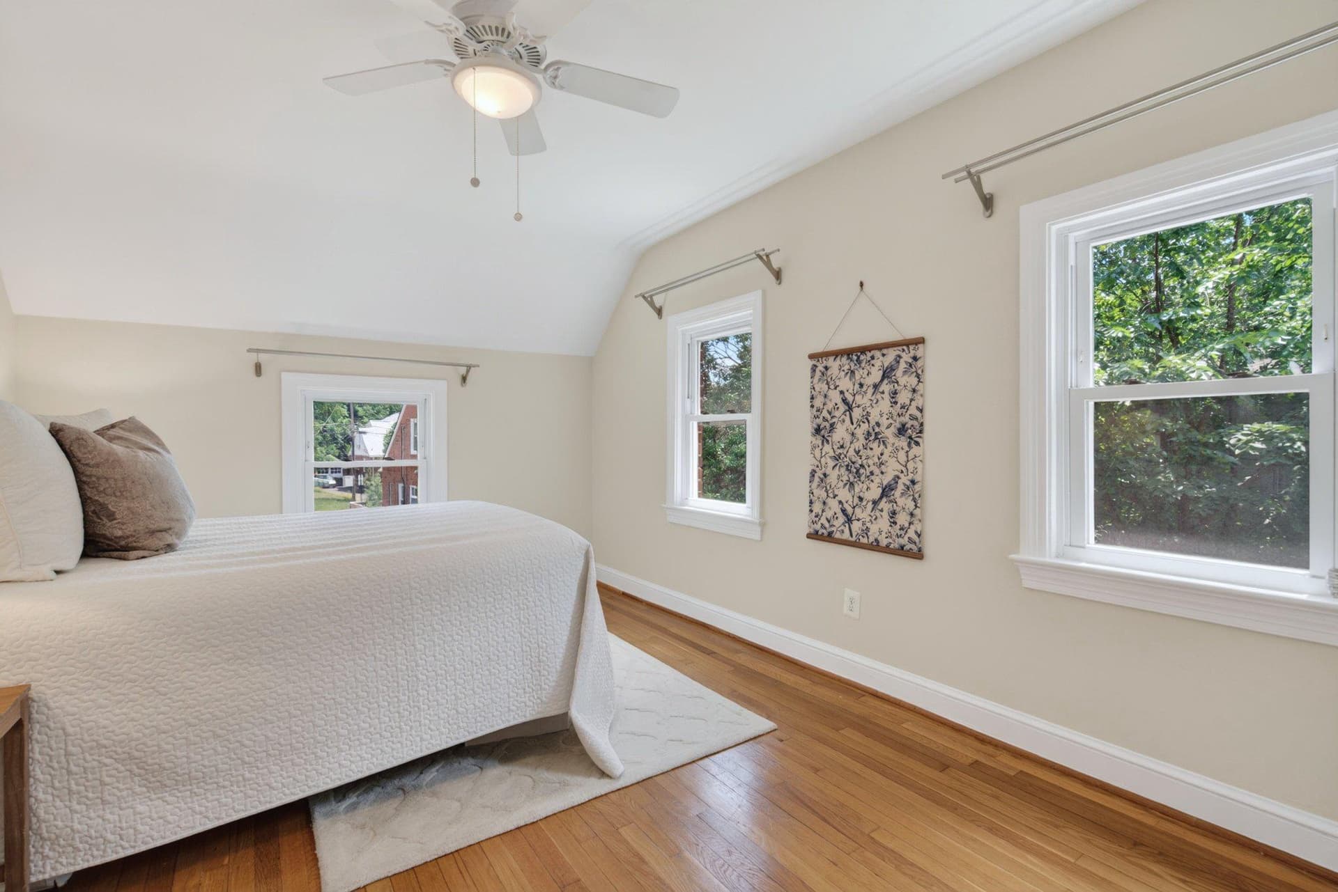 835 N Buchanan Street photo 11