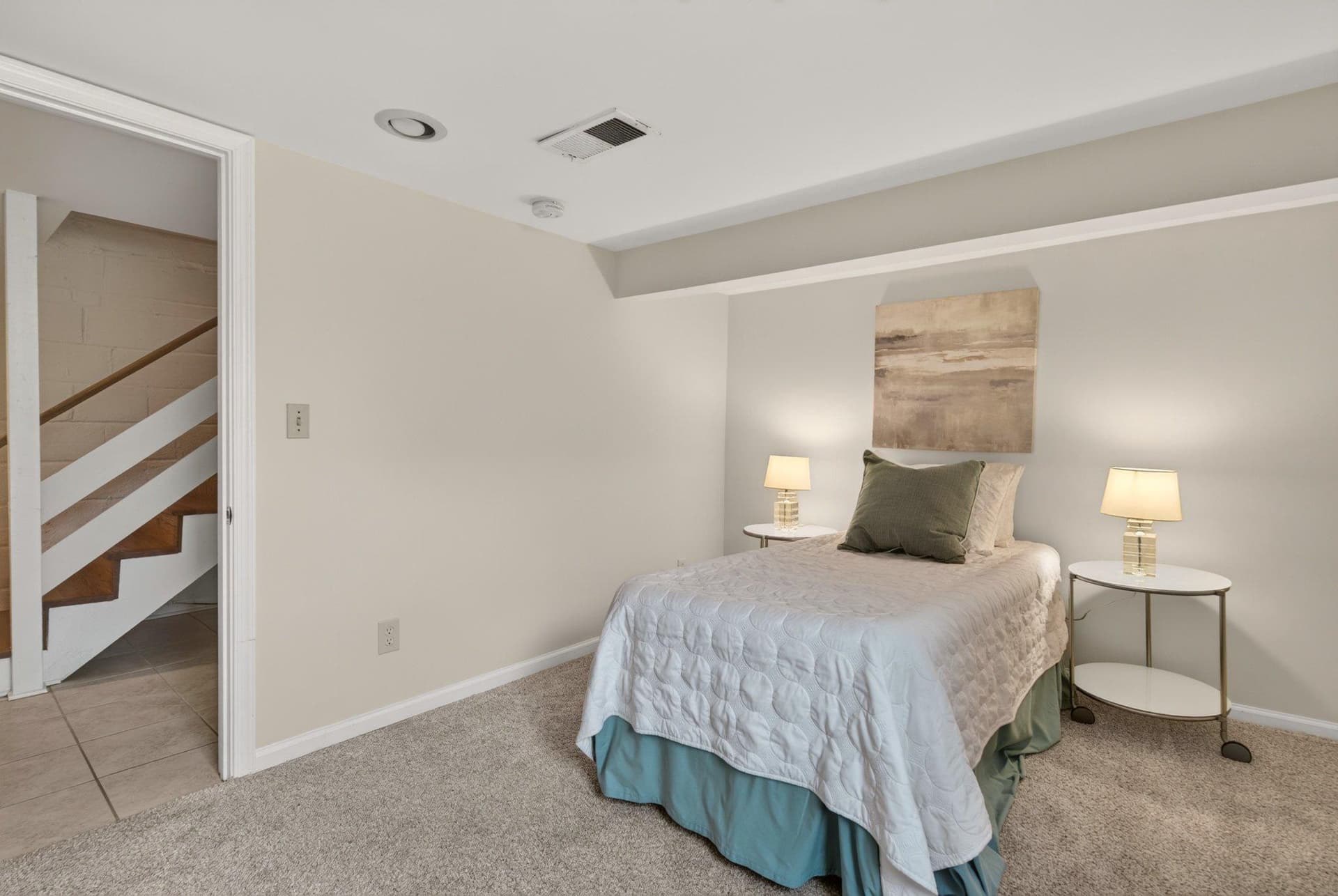 835 N Buchanan Street photo 18