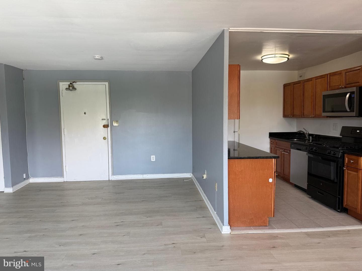 1300 S Arlington Ridge Road #512 photo 13