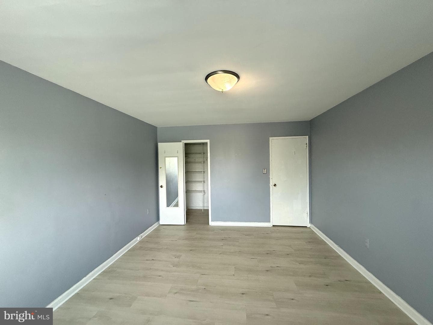 1300 S Arlington Ridge Road #512 photo 8