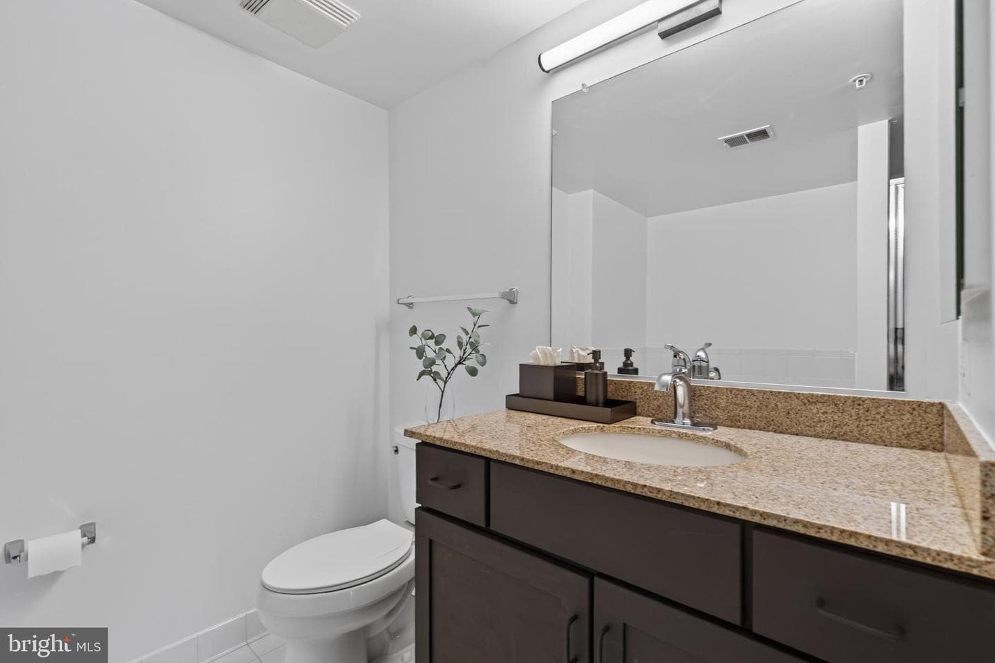 2220 Fairfax Drive #406 photo 25