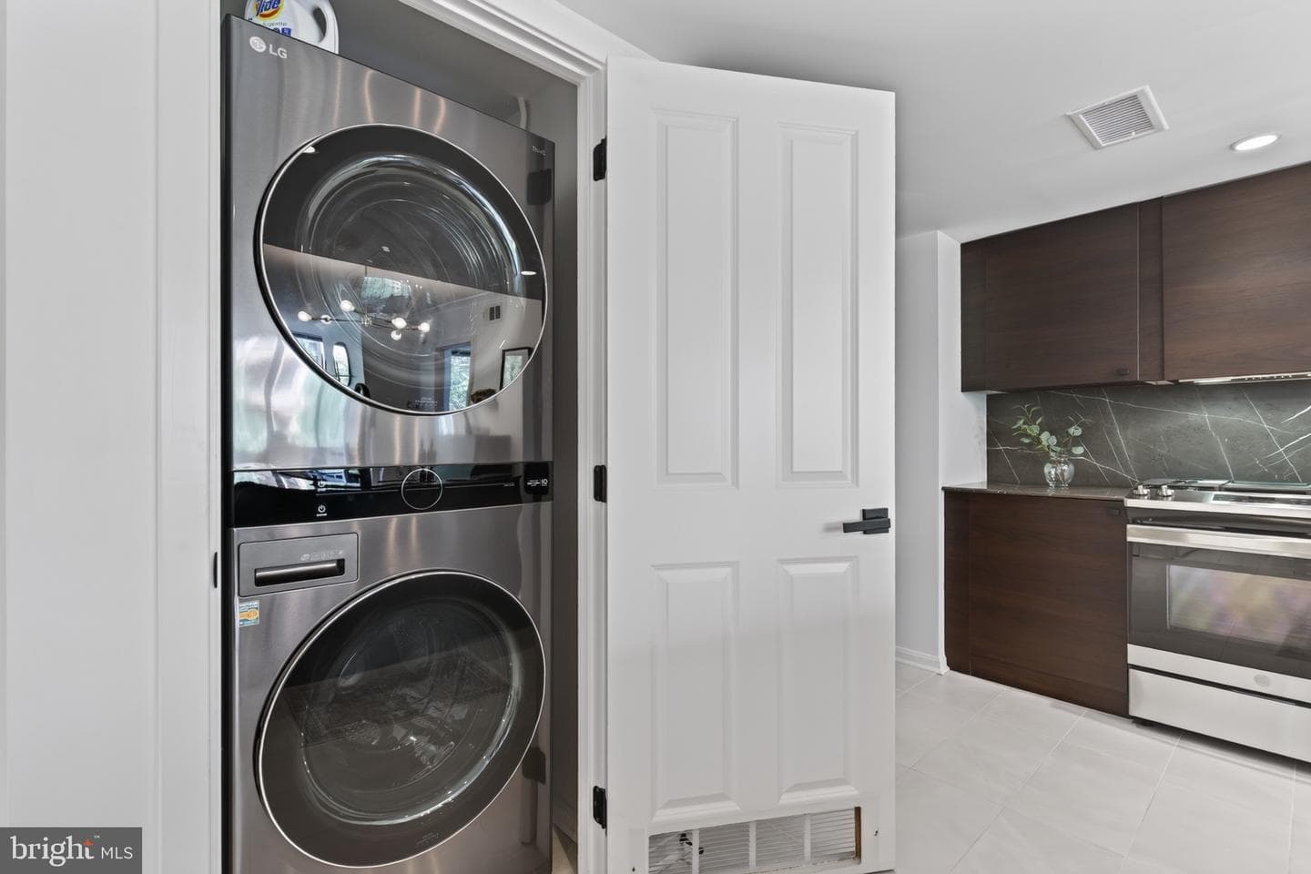 2220 Fairfax Drive #406 photo 35