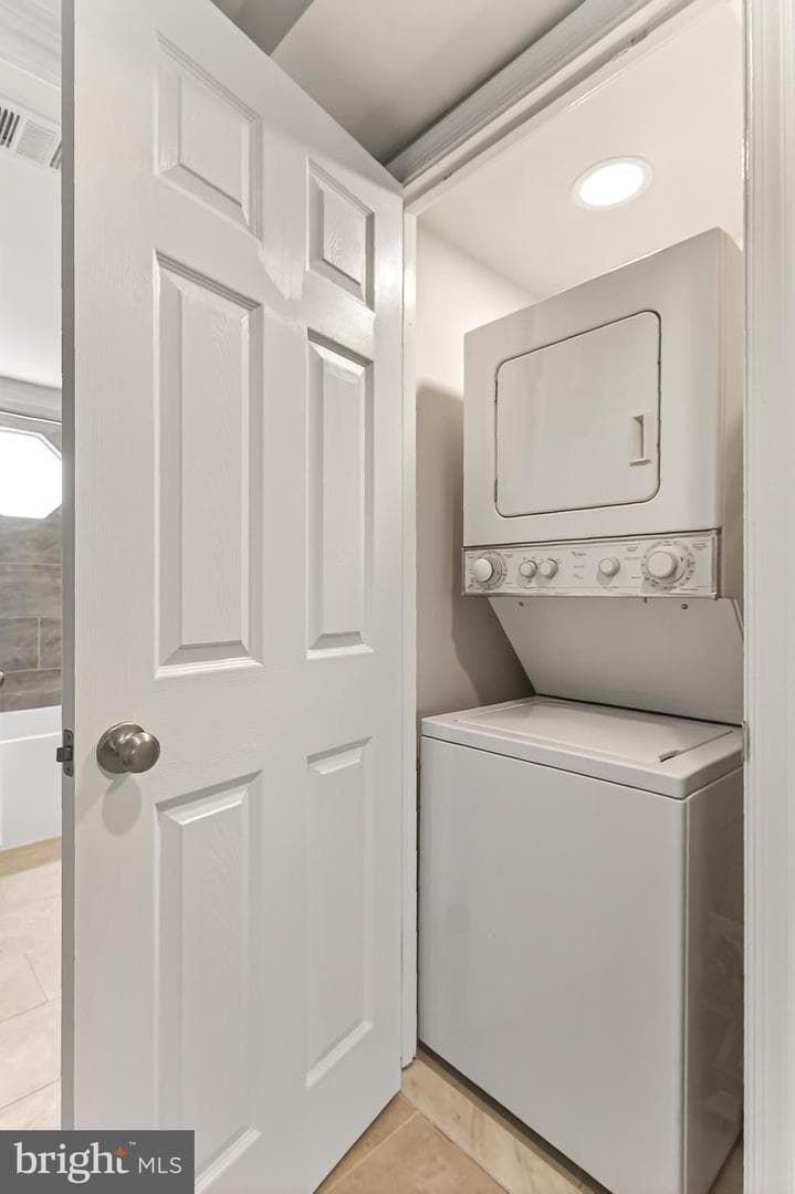 116 N Bedford Street #b photo 23