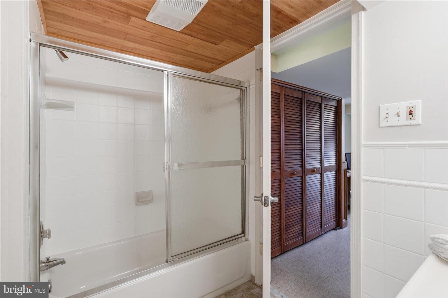 5935 15th Street N photo 34