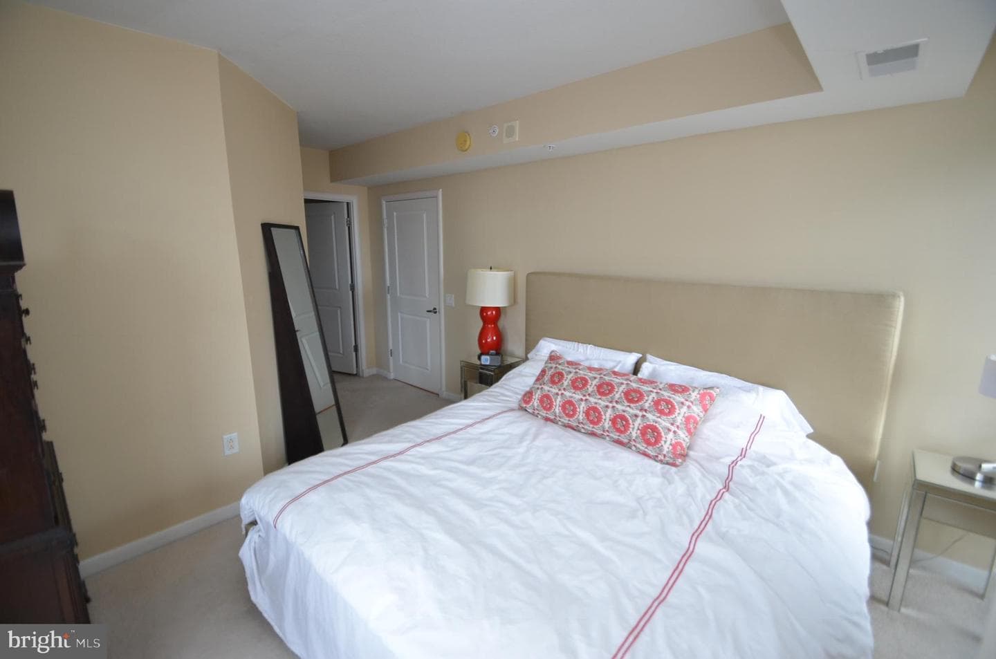 1021 N Garfield Street #735 photo 25