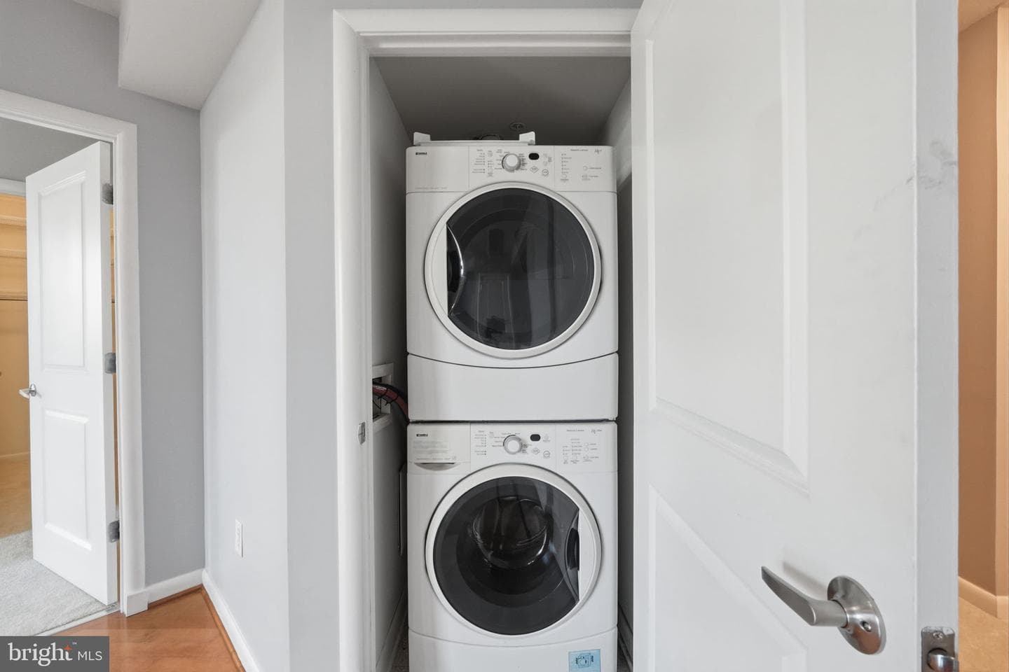 1021 N Garfield Street #735 photo 27