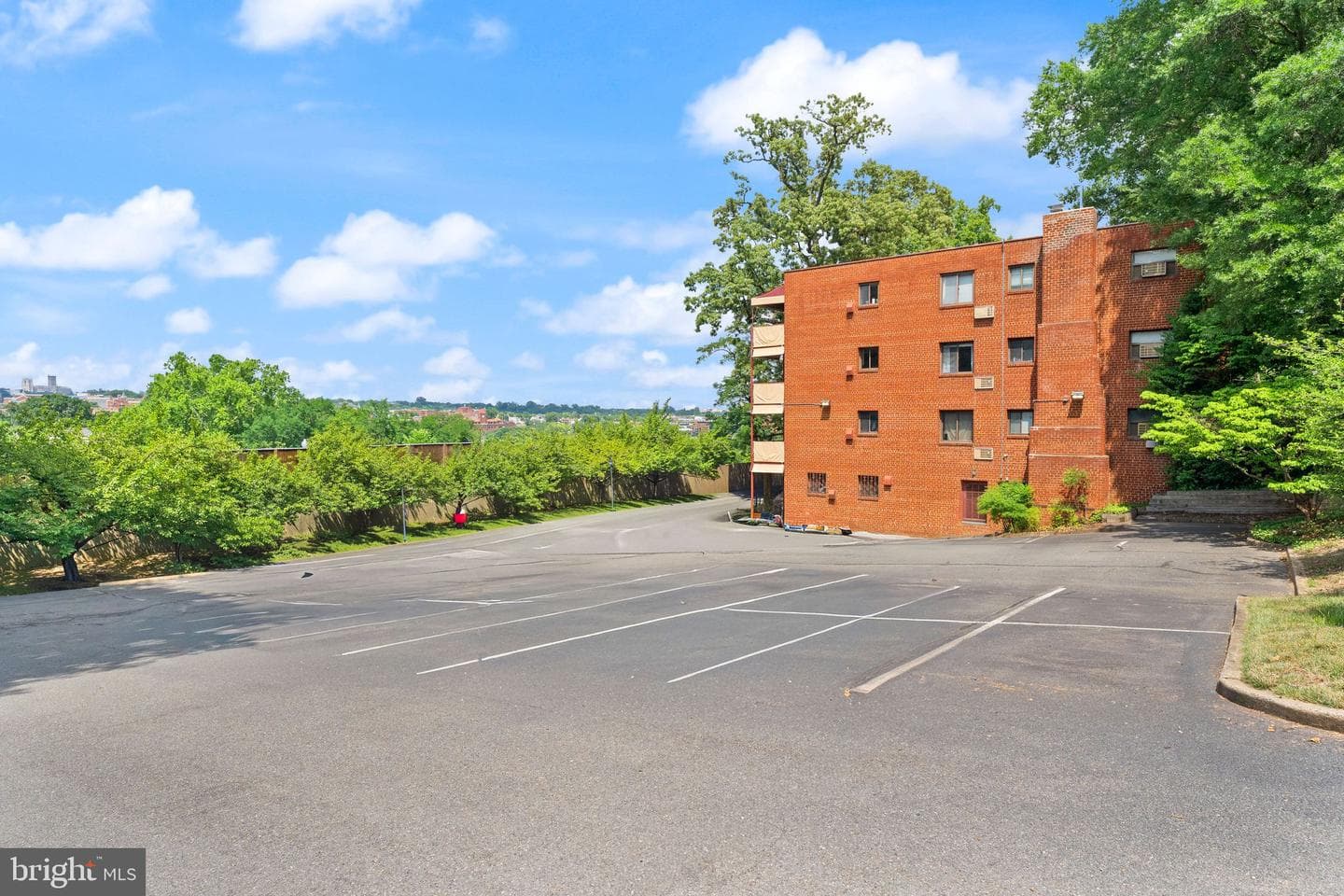 1577 N Colonial Terrace #305-Y photo 25