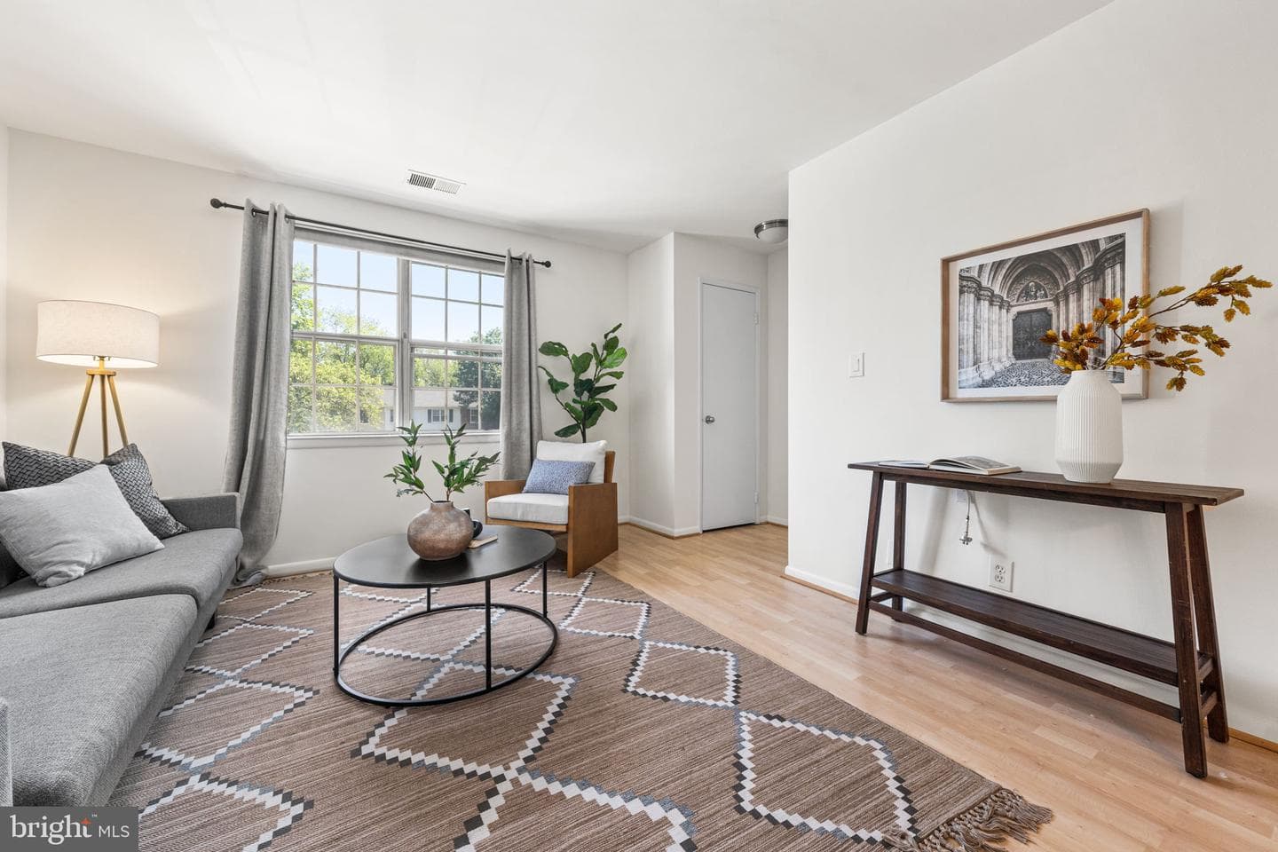 2850 S Wakefield Street #c, Arlington